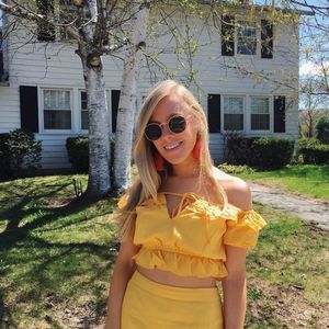 Meet your Posher, Jessica